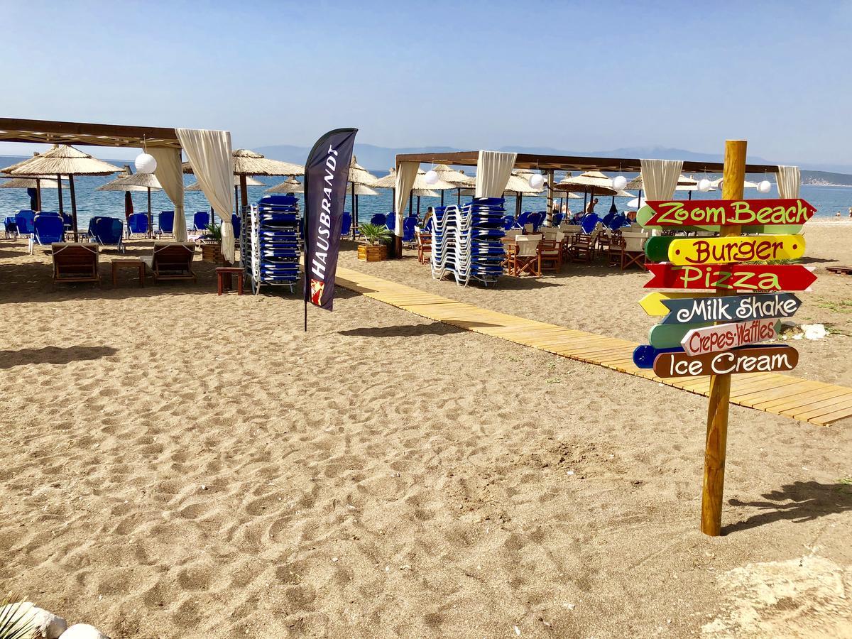 Zoom Beach Hotel Kandia Exterior foto
